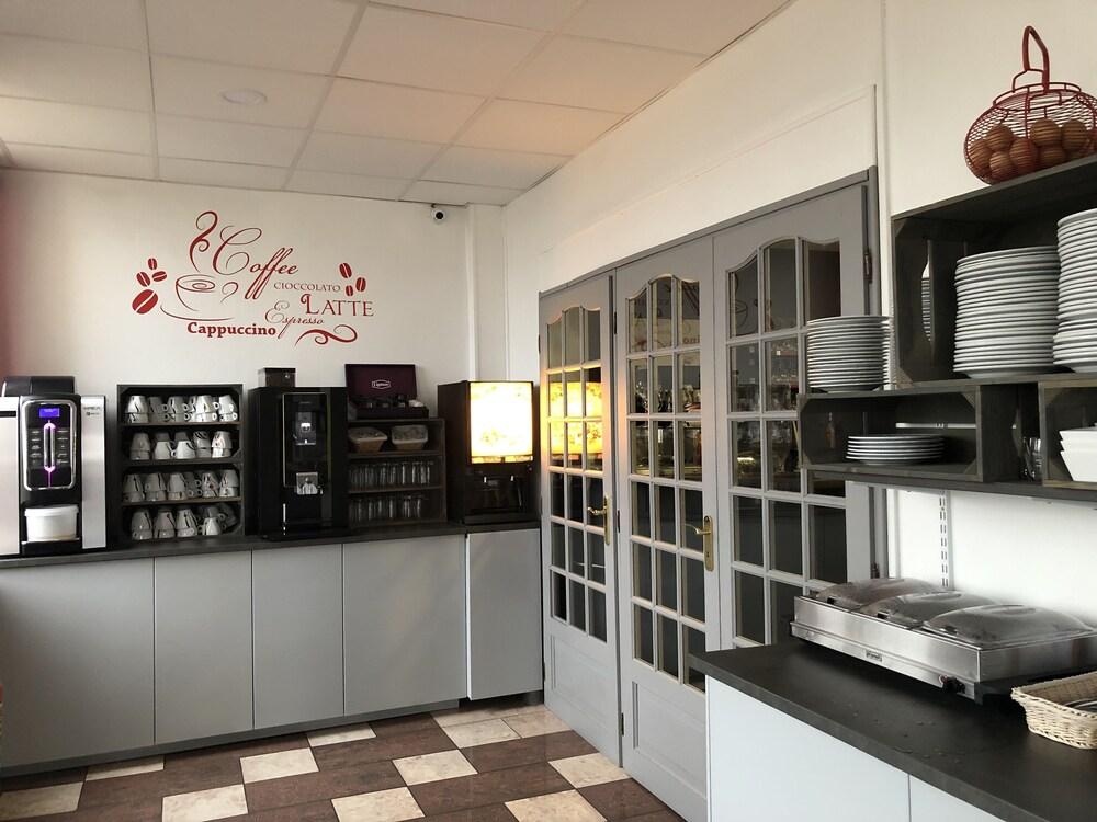 Authentic By Balladins Dijon / Marsannay-la-Côte Esterno foto
